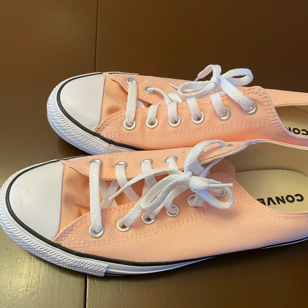 Converse All Star Shoes in size 10